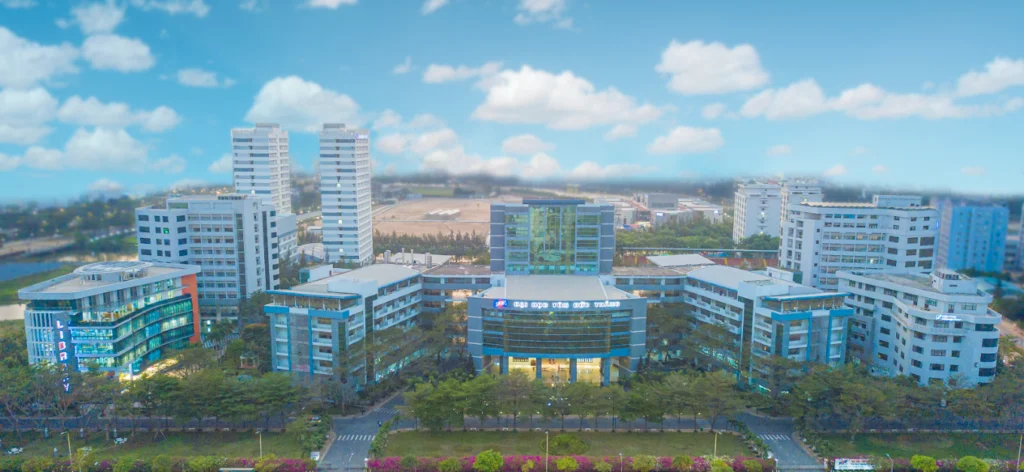 HT nước cho trường ĐH Tôn Đức Thắng