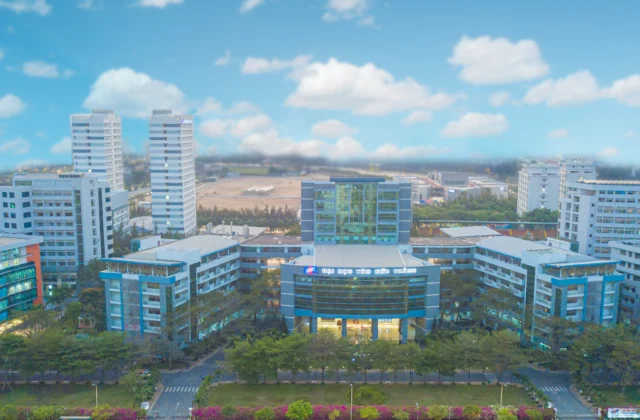 HT nước cho trường ĐH Tôn Đức Thắng