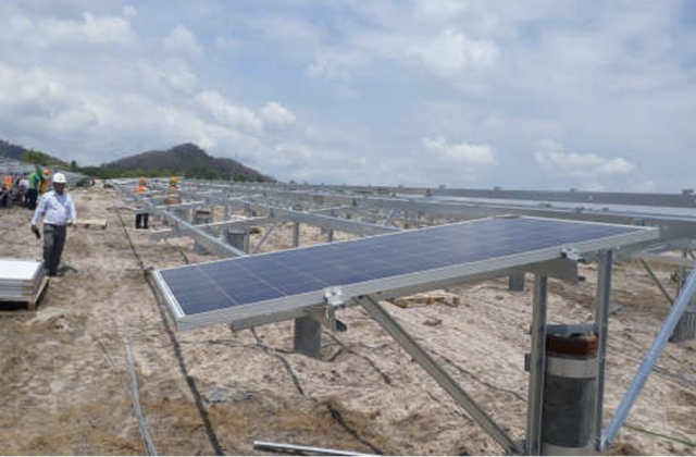 Lắp đặt dự án HT Solar Farm điện năng lượng mặt trời