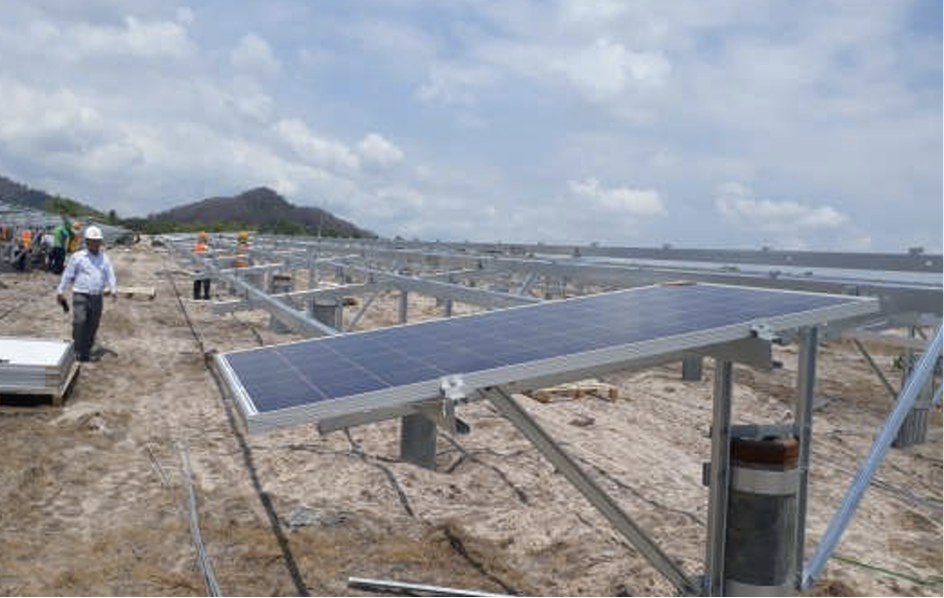 Lắp đặt dự án HT Solar Farm điện năng lượng mặt trời